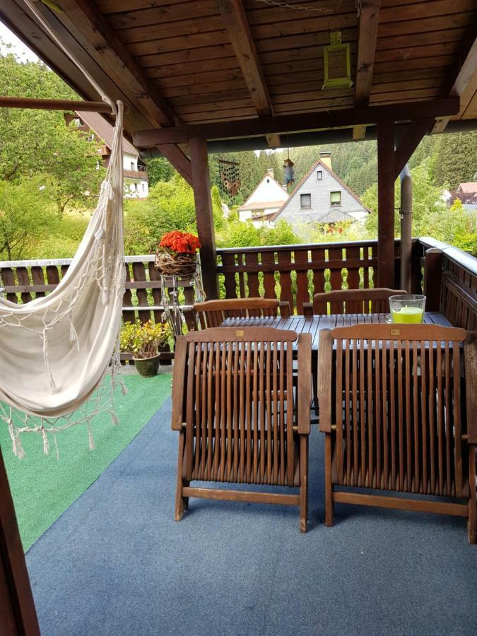 Fehrenbach Ferienhaus Lyhs מראה חיצוני תמונה