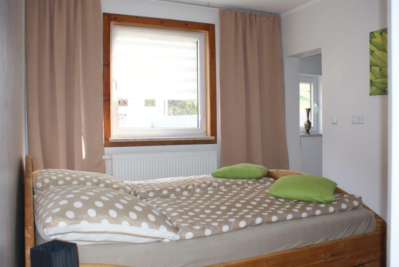 Fehrenbach Ferienhaus Lyhs מראה חיצוני תמונה